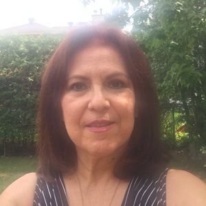 Meet your Posher, Ana maria